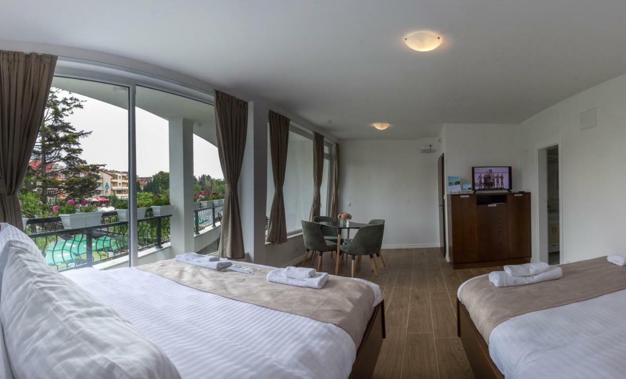 Seasons Hotel สตรูกา ภายนอก รูปภาพ
