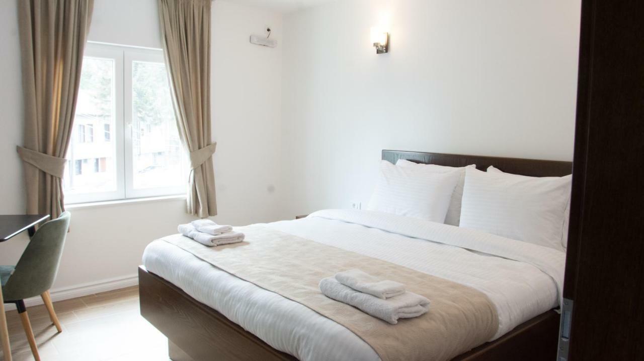 Seasons Hotel สตรูกา ภายนอก รูปภาพ